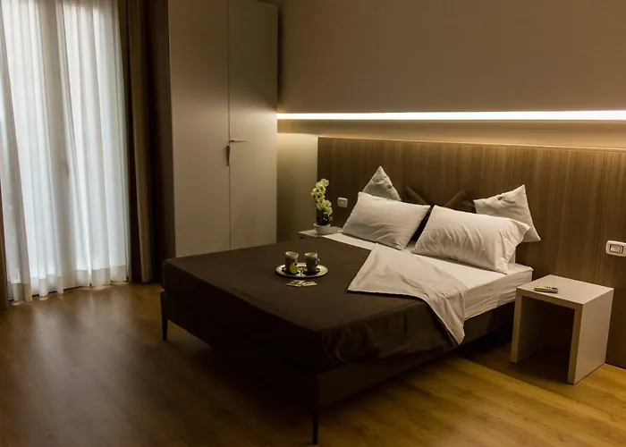 Le Affacciate Bruzie Home Guest House