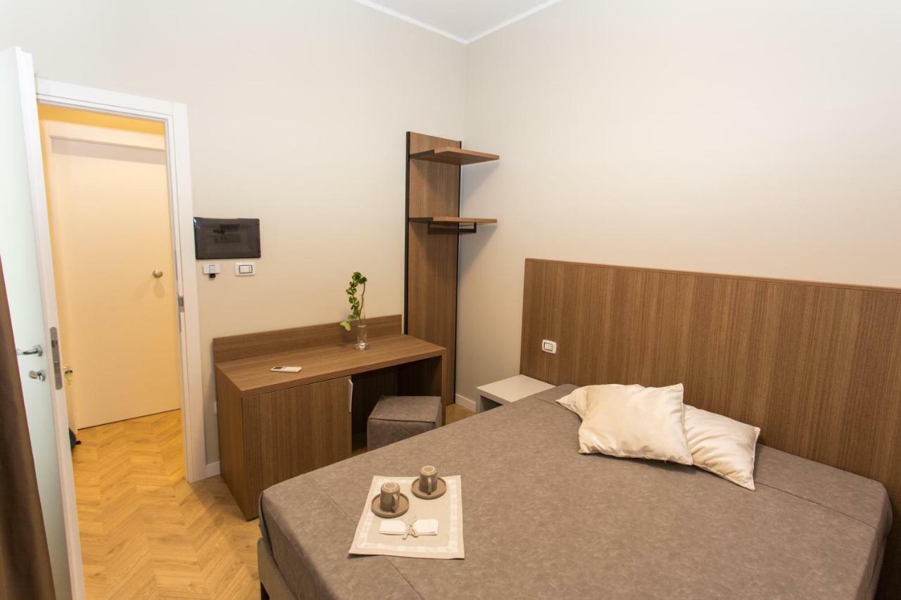 Le Affacciate Bruzie Guest house *